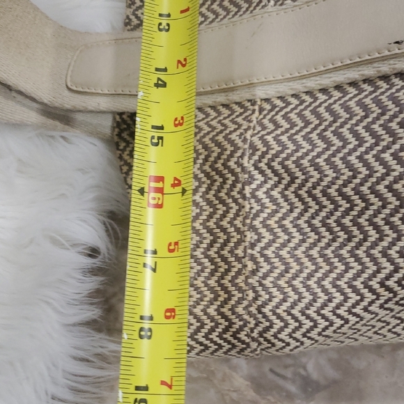 Tory Burch Brown and Cream Chevron Tote - Picture 11 of 15